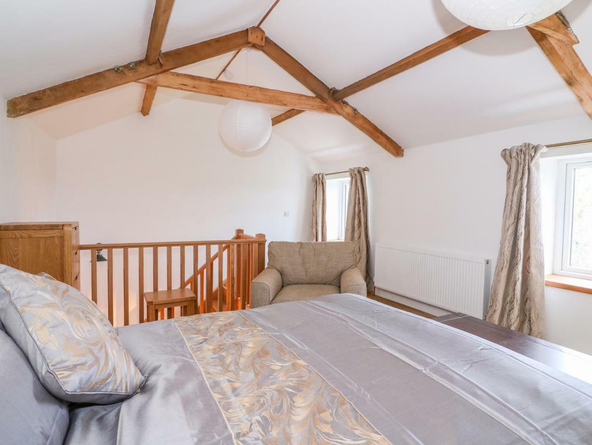 Crooked Hill Cottage Ammanford Eksteriør bilde